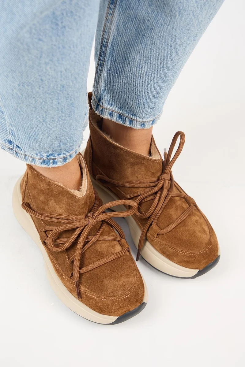 Manijero Manijero (Palmira) Women's Genuine Leather Fur-Lined Lace-Up Mini Tan Boots