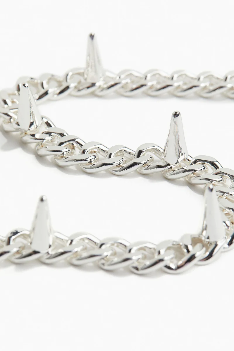H&M Short Stud-Detail Necklace