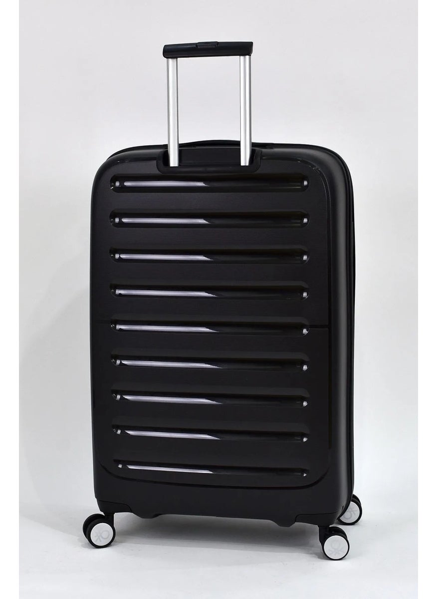 Benetton 1000 Large Polypropylene Unbreakable Suitcase Wheeled Suitcase  - Image 2