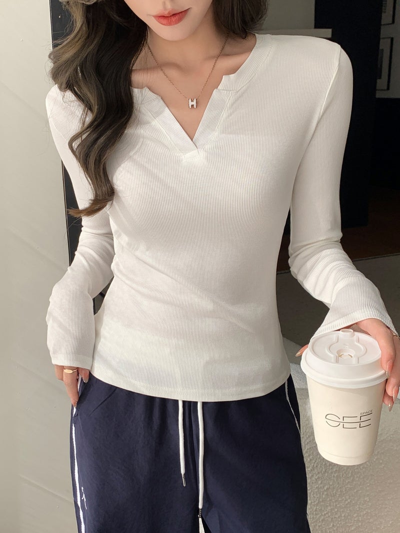 K2301V-Neck Base Shirt للنساء ، أوائل الخريف والشتاء ، قميص رقيق متناسب ، قميص أنيق طويل الأكمام لمظهر أنيق - Image 2