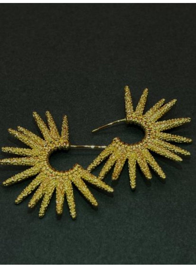 Golden Sunflower Stud Earrings for Women, Trendy Zinc Alloy Star-shaped Jewelry with Exaggerated Thorn Design - Fashion Metal Accessories for Daily Wear & Special Occasions - Image 2