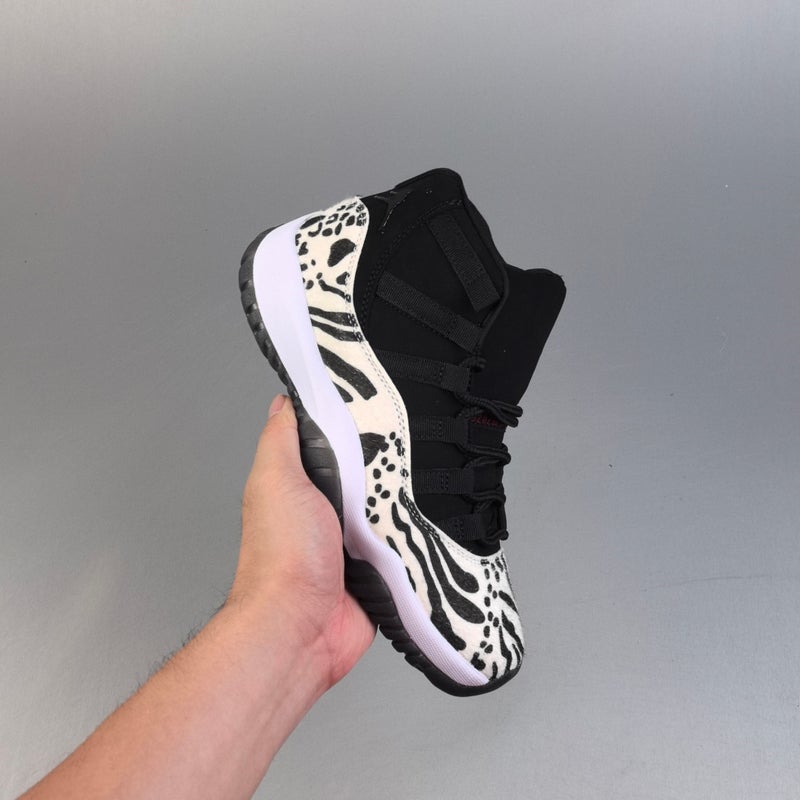 Original Label Original Box Aj11 Practical Basketball Shoes Men''s High-Top Wear-Resistant Sports Sneakers Women''s Jordan 11 Concord Trendy - Image 1