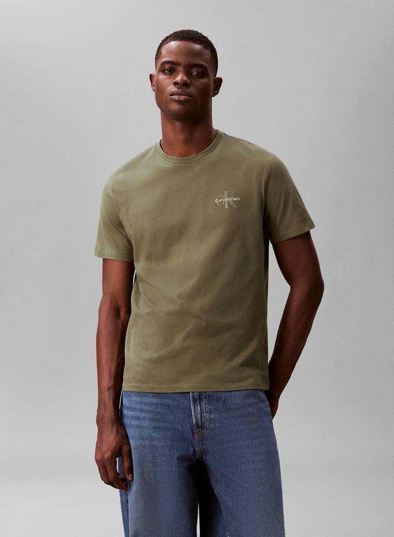 Calvin Klein Jeans تي شيرت مونوغولوغو بقصة كلاسيكية - Image 4