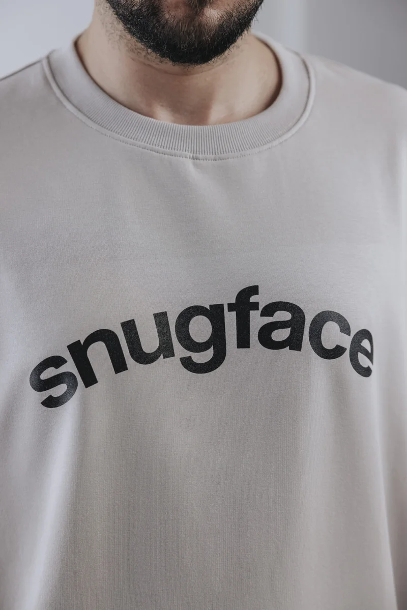 سناج فيس تيشيرت رجالي كبير الحجم Snugface The Hooshee
