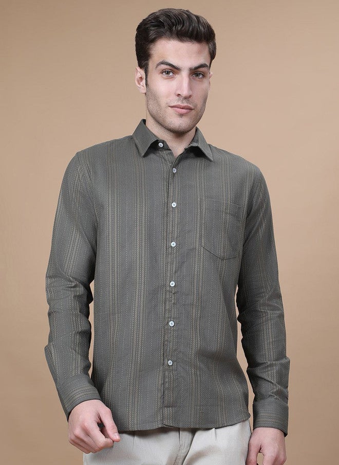 Hence Men Vertical Striped Spread Collar Cotton Casual Shirt - Image 1