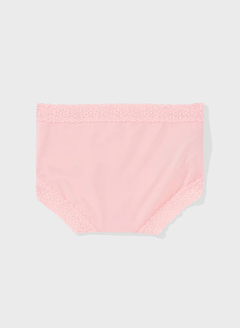 Aerie Lace Detailed Brief