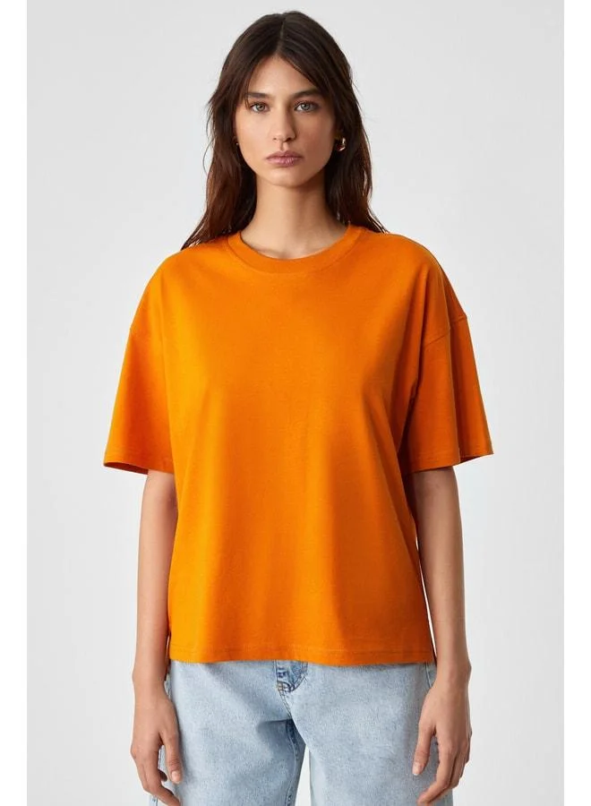 GRIMELANGE Jemmy Women's 100% Organic Cotton Relaxed Fit Slit Round Neck Orange T-Shirt.