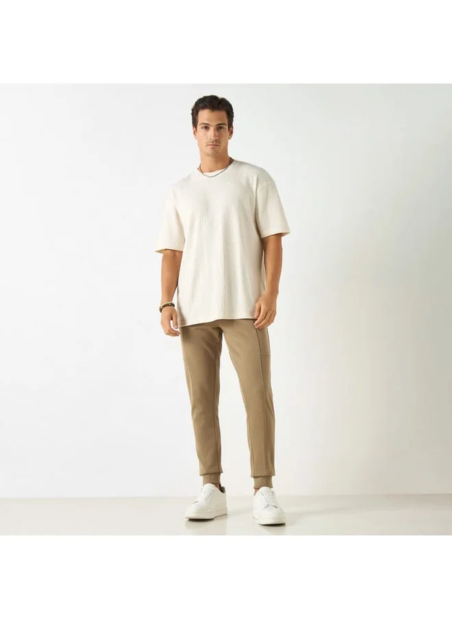Iconic Iconic Solid Slim Fit Joggers with Drawstring Closure and Pockets