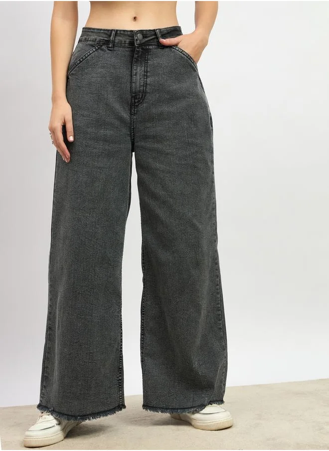 ستايلي Mid Rise Light Wash Wide Leg Jeans