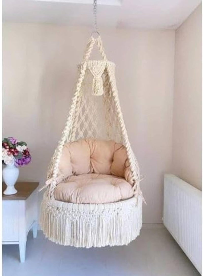 أرجوحة ملكية معلقة من المكرمية (وسادات بيضاء فاتحة)