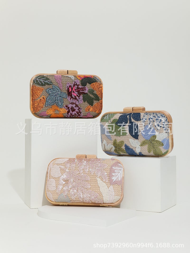 2023 New Flower Sequined Embroidered Papyrus Woven Hand Chain Evening Bag - Image 3