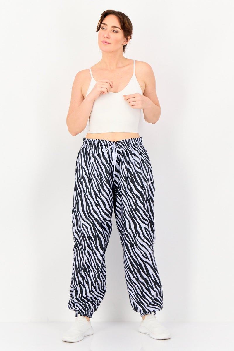 Nike Women Sportswear Fit Outdoor Track Pants, Multicolor - Image 4