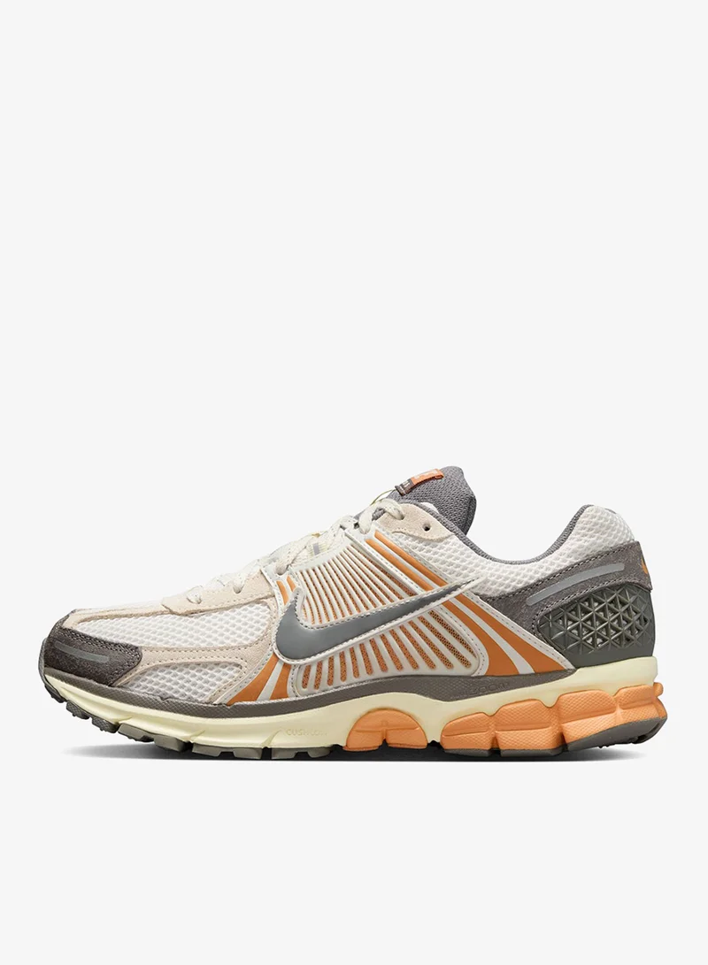 Nike Zoom Vomero 5 App