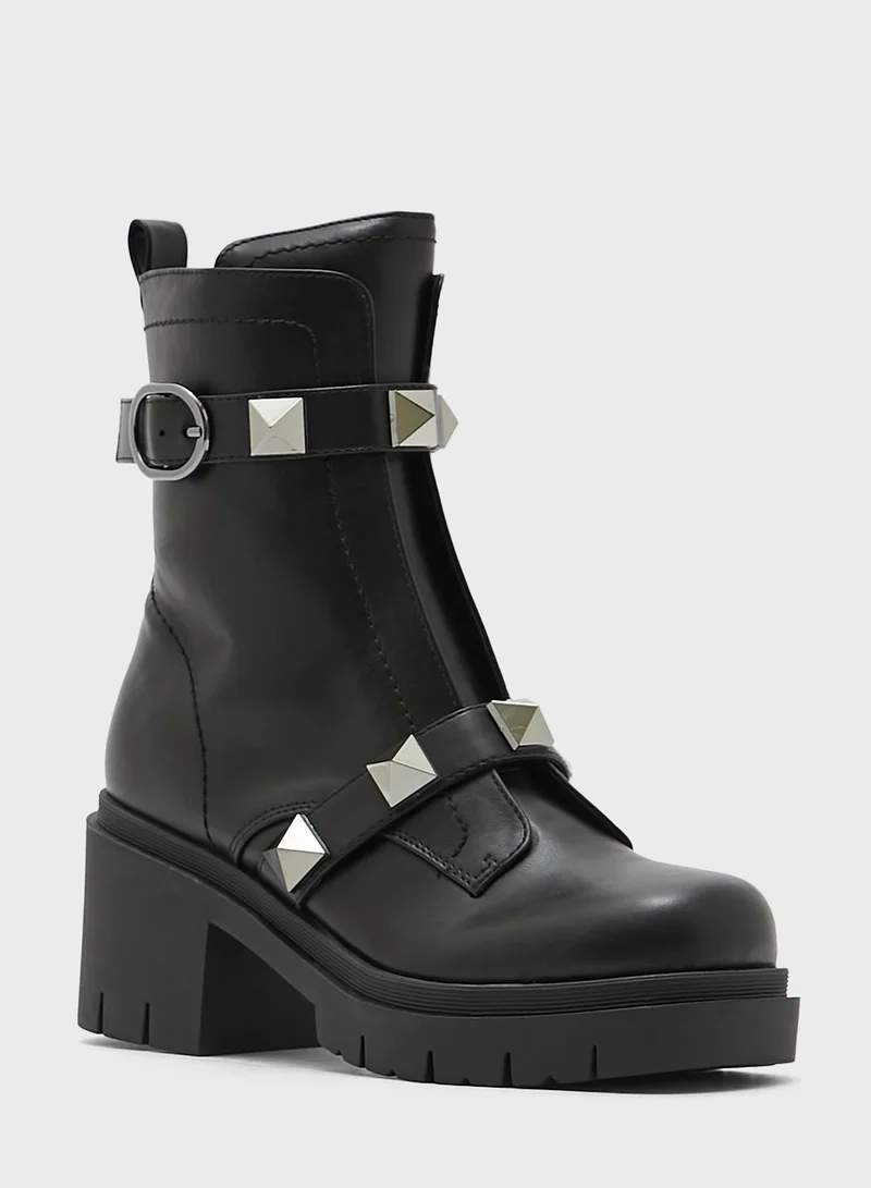 NINE WEST Chelsea Boots