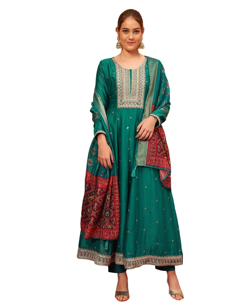 SHOPPING QUEEN Women's Silk Embroidered Kurta, Pyjama & Dupatta Set (A604_Turquoise_M) - Image 1