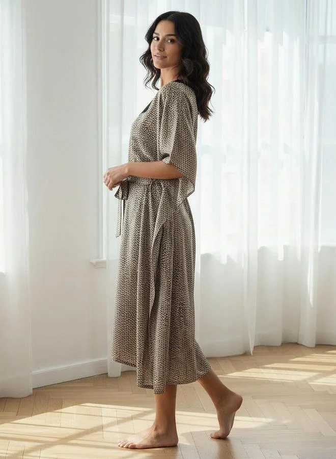 أدريا فستان نوم ليلي قصير الأكمام بطبعة حيوانات