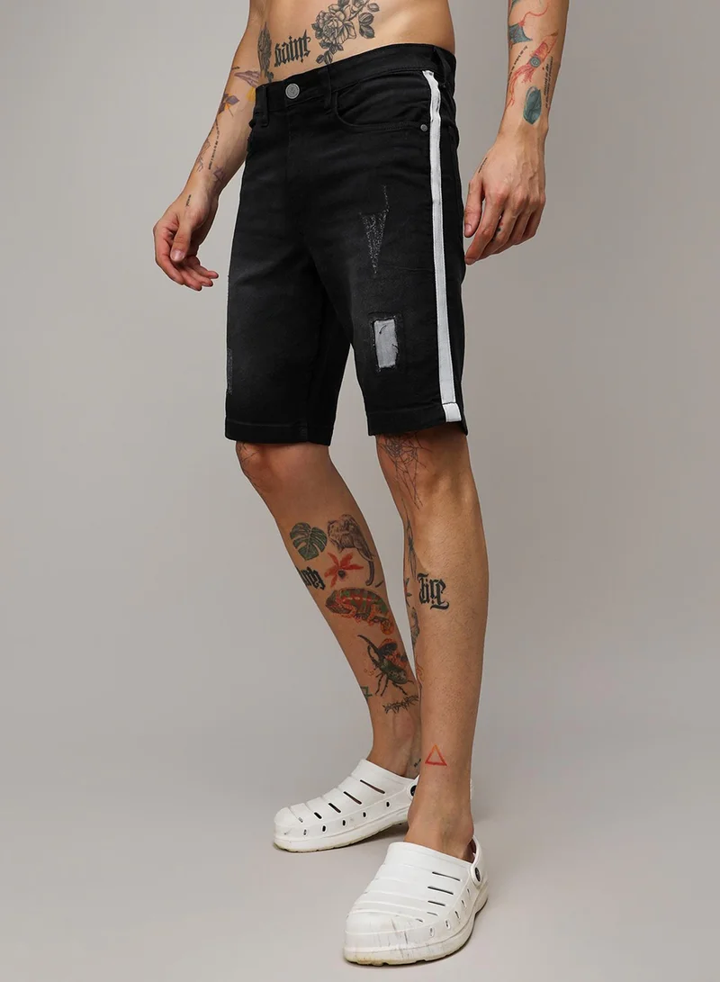 Campus Sutra Campus Sutra Men's Charcoal Black Heavy Distressed Cargo Denim Shorts For Casual Wear | Medium-Wash | 5 Pocket | Button Closure | Denim Shorts Crafted With Comfort Fit For Everyday Wear