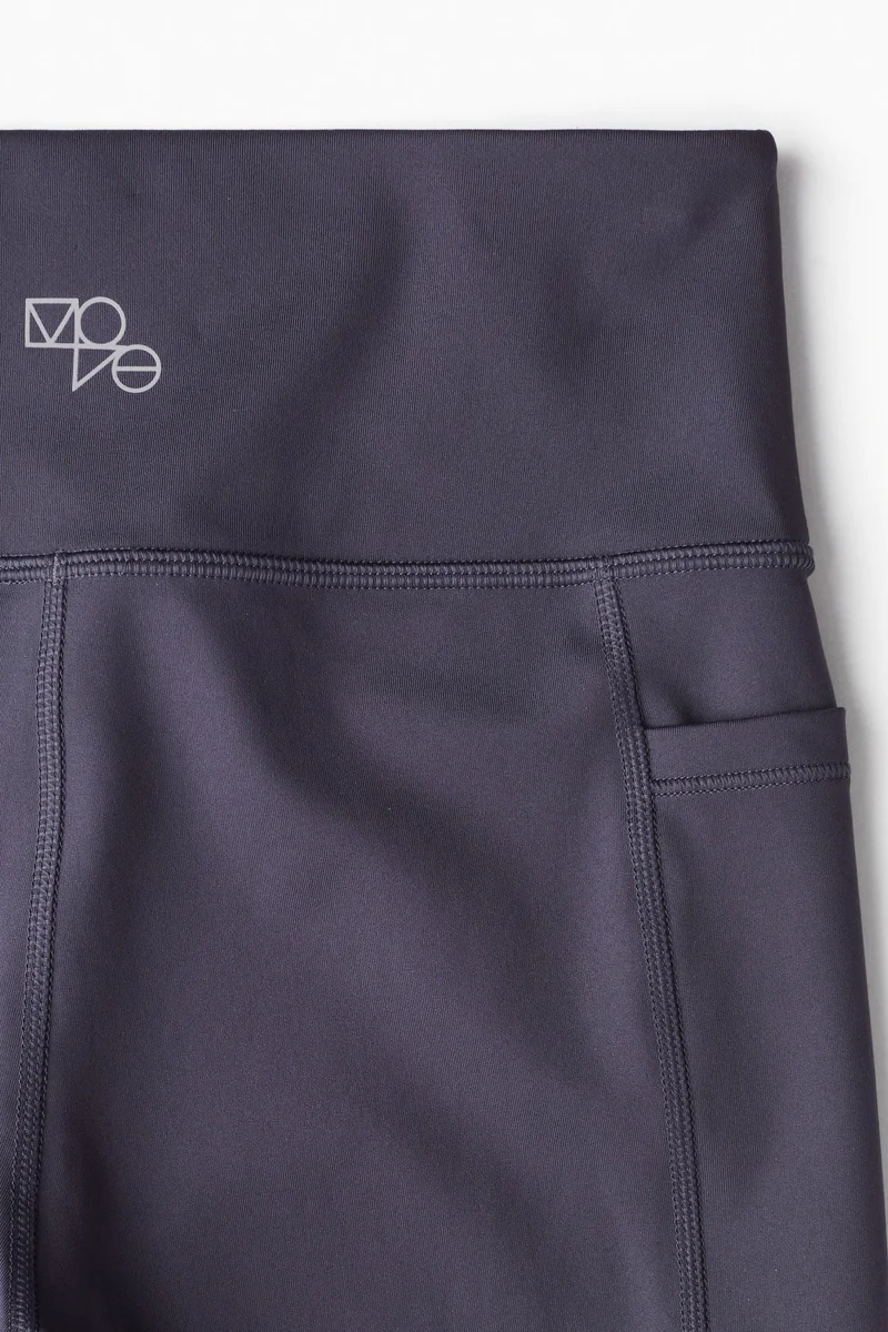 اتش اند ام Drymove™ High Waist Shorts