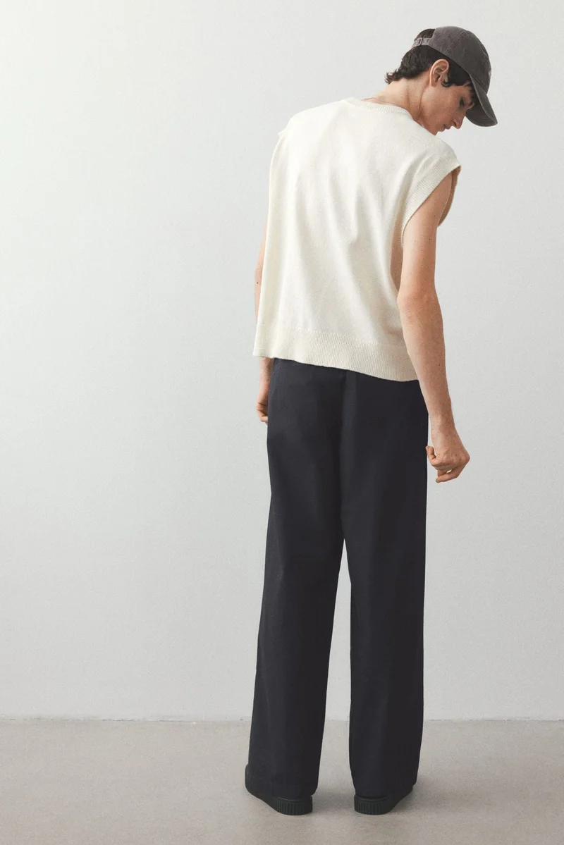 اتش اند ام Regular Fit Poplin trousers