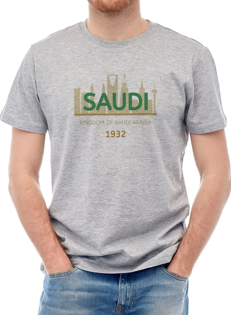لوحة تيشيرت قطن لمناسبة اليوم الوطني السعودي أو للفخر بالانتماء للوطن في كل الأوقات للرجال والنساء