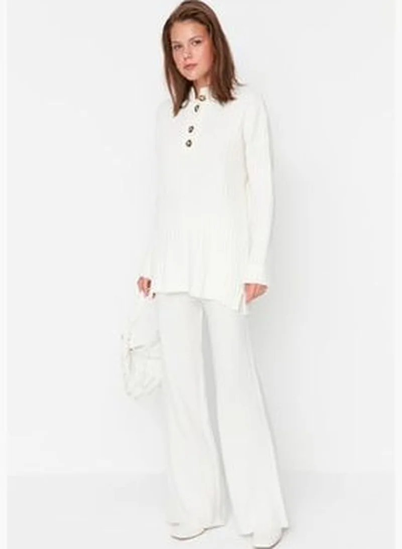 trendyol Ecru Collar with Buttons, Corduroy Knitwear Sweater TCTAW23AK00035