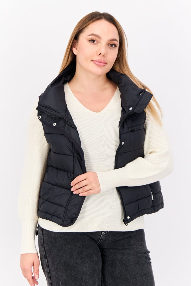 Bearpaw سترة نسائية عالية الرقبة مبطنة، سوداء - Image 1