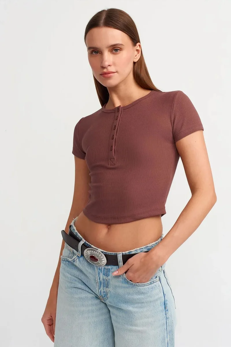 Dilvin Mocha Brown DILVIN Women's Cropped Slim-fit Crew Neck T-shirt for Women | Best Price UAE