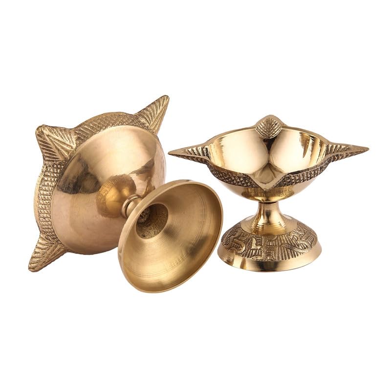 TORPPEZA Brass 4 Face Diya for Mandir Diwali Festival Oil Lamp Charmukhi Design for Daily Puja Temple Lighting Traditional Brass Lamp - Image 4