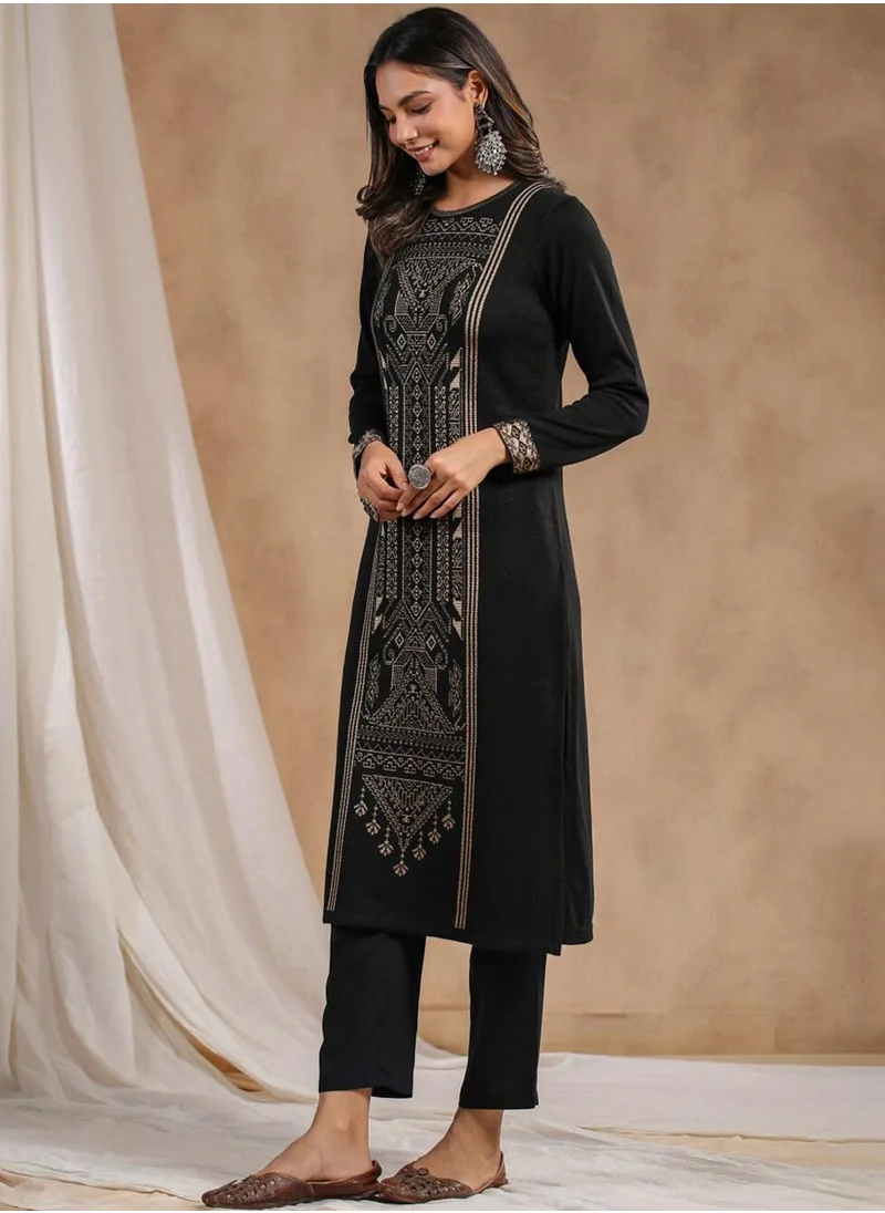 آي شين Women's Black Polyester Blend Embellished Tunic Straight Fit Kurta