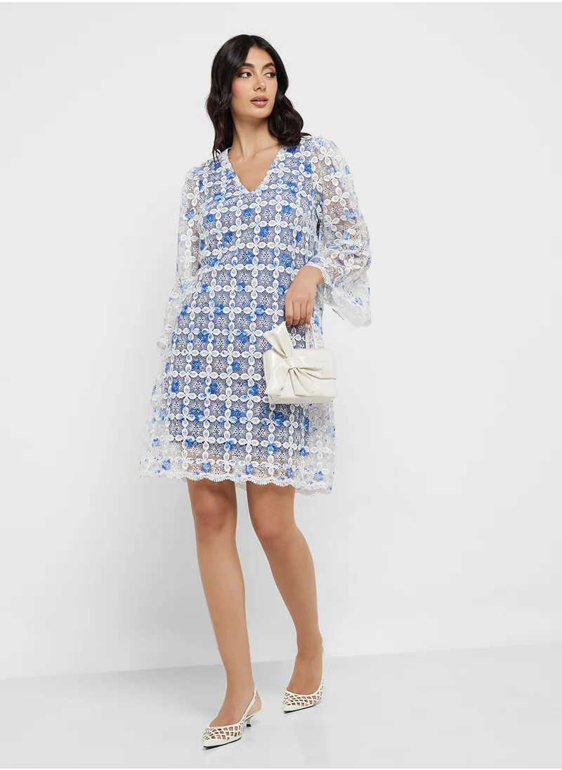 ياس V-Neck Mesh Detailed Dress