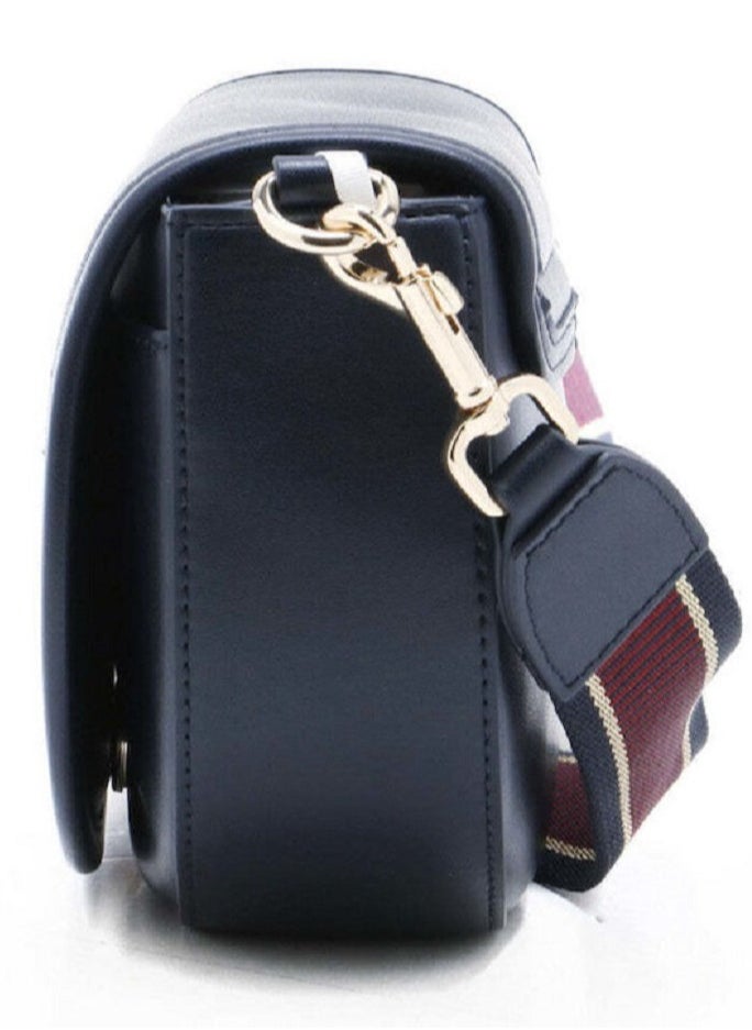 Tommy Hilfiger Plus Tommy Hilfiger Women's Shoulder Bag  - Image 4