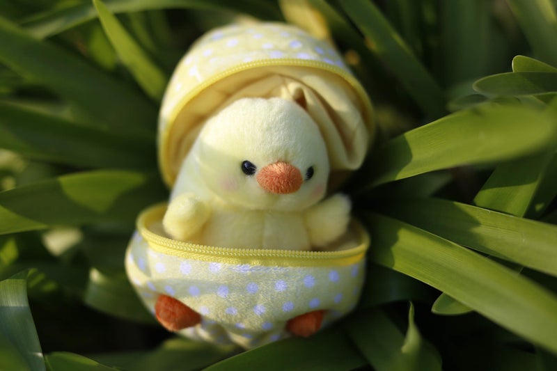Plushland حيوان محشي من بلاش لاند 6 بوصات بيضة مخفية قابلة للإغلاق لون أصفر باهت ونقاط بولكا ألوان عيد الفصح مستوحاة من الربيع هدية للبنات والأولاد عيد الميلاد يوم الأم (كتكوت عيد الفصح) - Image 3