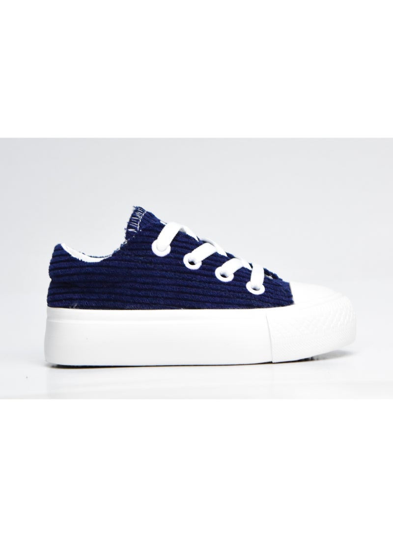 Lace-up canvas sneakers for kids—comfortable, casual, and suitable for daily wear for both girls and boys. - Image 3