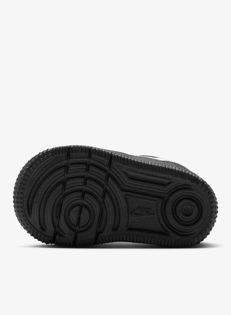 Nike Kids' Force 1 Low LV8 2 Shoes