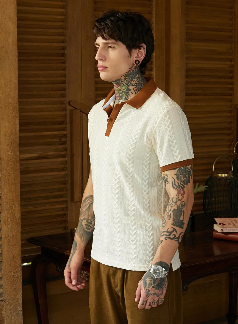 Campus Sutra Men's Daisy White & Russet Brown Arc-Tactile Polo T-Shirt