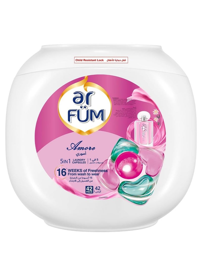 ايه أر فوم كبسولات منظف الغسيل 5 في 1 مع معزز للرائحة، مركز منظف، منعم، حماية للألوان، مزيل قوي للبقع في كبسولة واحدة، عطر يدوم 16 أسبوعًا، 42 كبسولة، أموري - Image 1