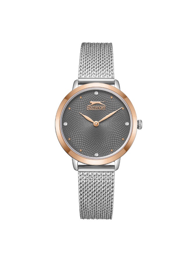 سلازنجر ساعة نسائية بعقارب وسوار شبكي فضي - Image 1