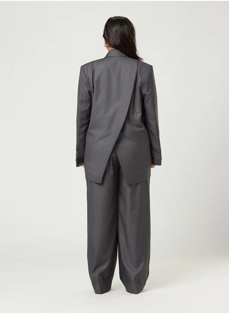 IZEL Back cut Over-sized Grey Two-piece Suit Set with pants
