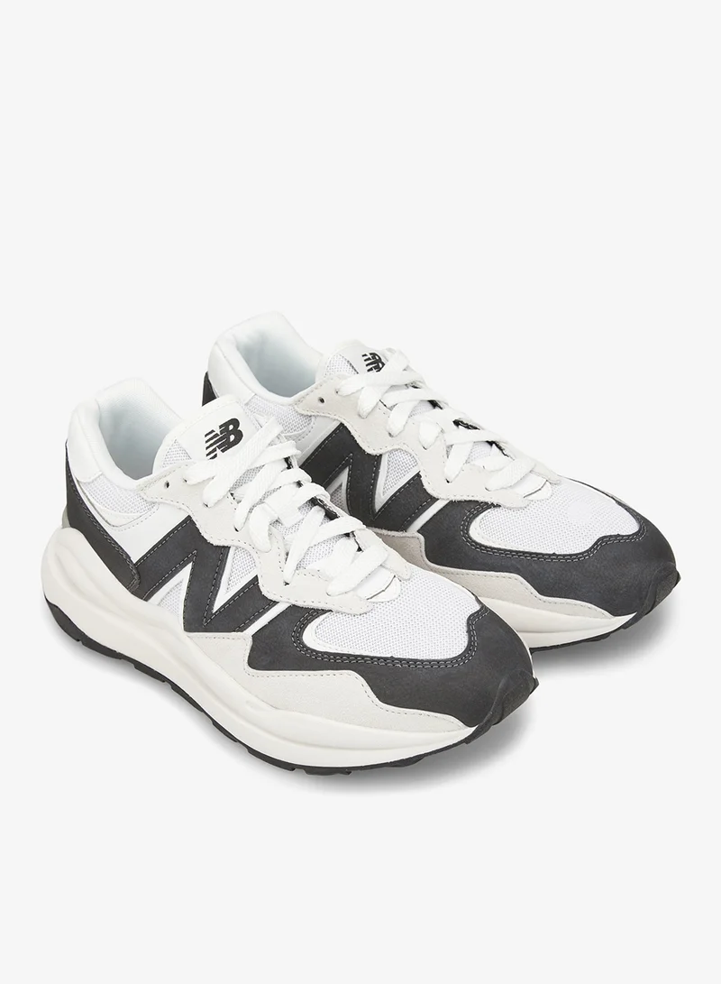 نيو بالانس حذاء 57/40