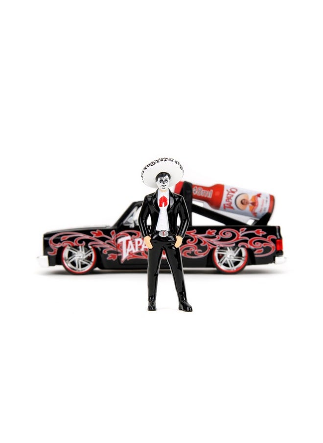 Jada Toys Jada Toys Hollywood Rides 1:24 Scale Die-Cast 1985 Chevy C10 with Tapatio Man Figure - Opening Doors, Detailed Interior, Rubber Tires - Day of The Dead Theme - Collectible for Ages 8+  - Image 5