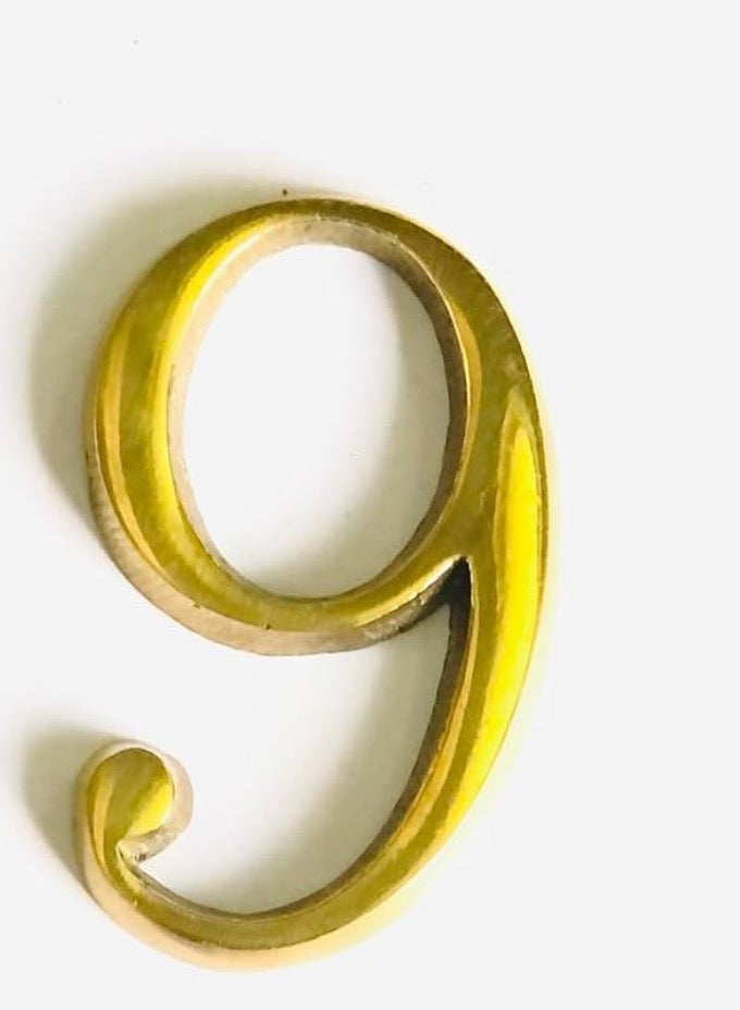 أرقام أبواب شقة – رقم 9 – ملحقات الباب الخشبي – أرقام باب شقة – الخامة: نحاس – صناعة مصرية – لون نحاسي ذهبي