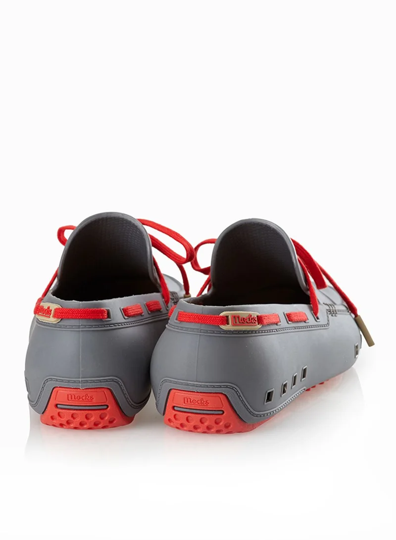 Mocks Slip ons