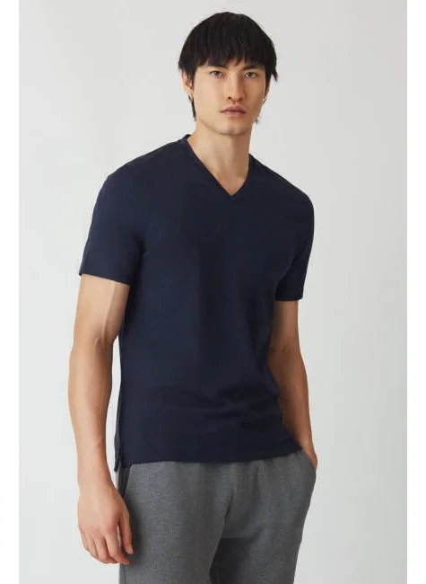 Bisse Men's Silk Finished Basic V-Neck T-Shirt BLACK TS22Y22012_D39