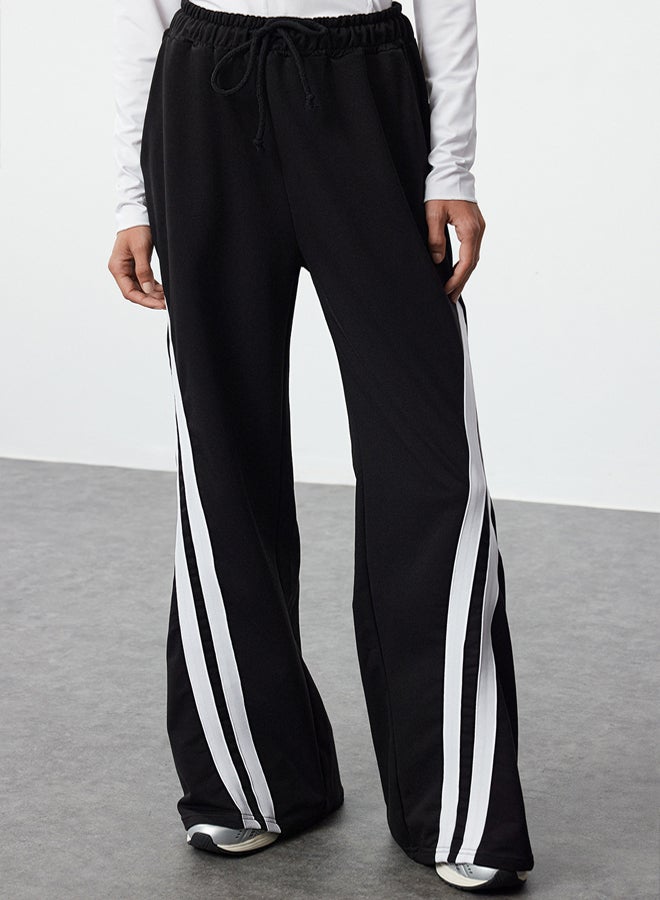 trendyol Black Color Blocked Stripe Detailed Wide Leg Knitted Sports Sweatpants  - Image 3