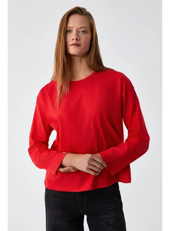 Grimelange Basıl Women's 100% Organic Cotton Crew Neck Oversized Fit Long Sleeve Red T-Shirt.