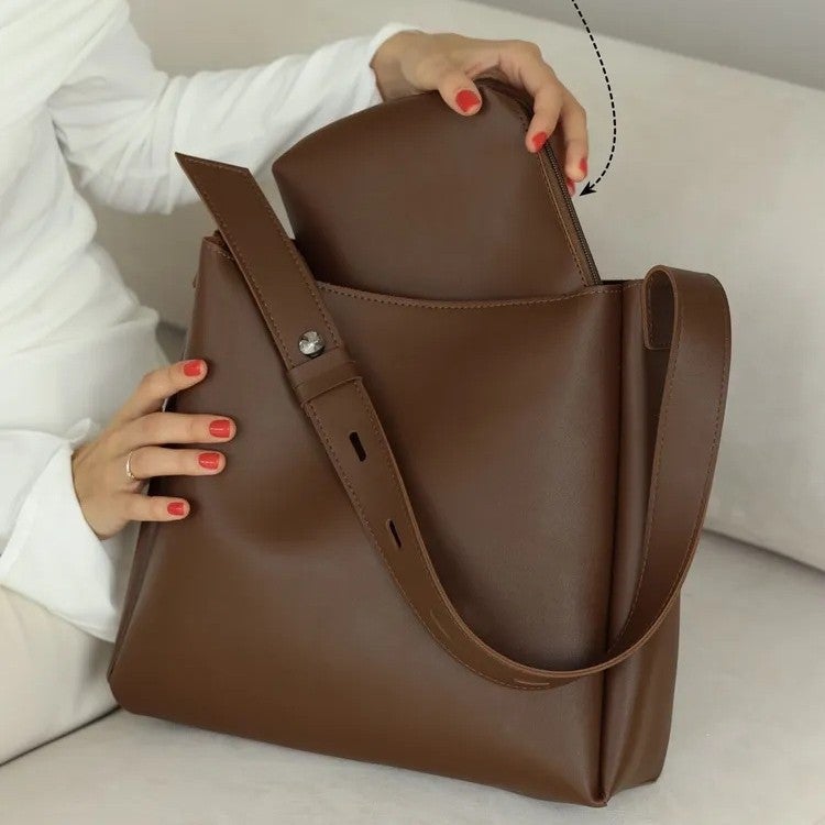 New Single Shoulder Bag Womens Bag Simple MotherDaughter Bag Versatile Large Capacity Bucket Bag Retro Fashion Large Bag