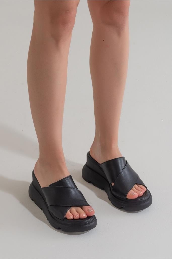Zeyn Shoes 7673 Black Women's Slippers - Image 3