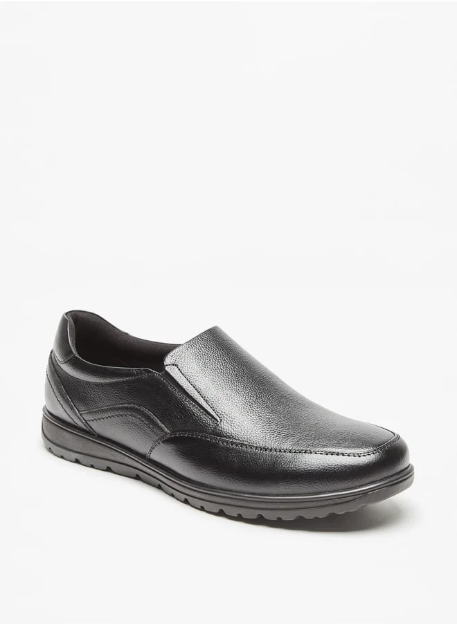 لو كونفورت Men Textured Slip-On Loafers