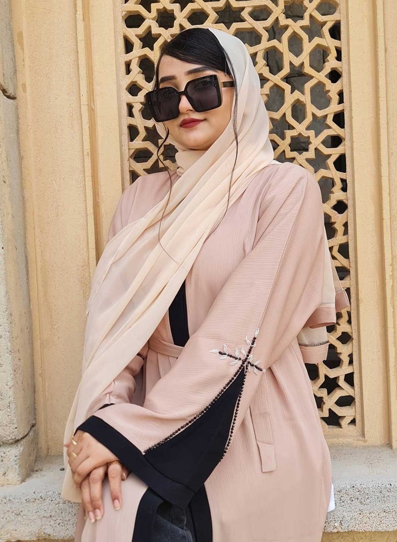 Spiffy Snow Ru'ah Al-Nujoom Beige and Black Abaya - Image 2