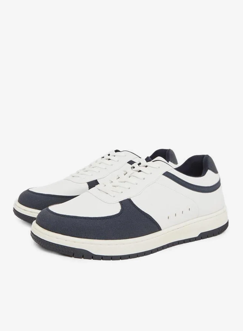 Styli Men White Leather Low-Top Sneakers